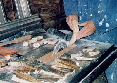 Dcoupe_de_dents_de_phacochre_et_de_bois_de_cerf